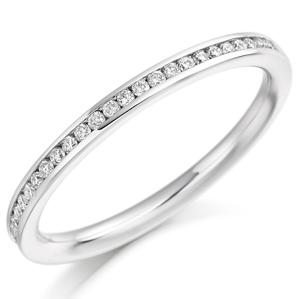 white/HET1045