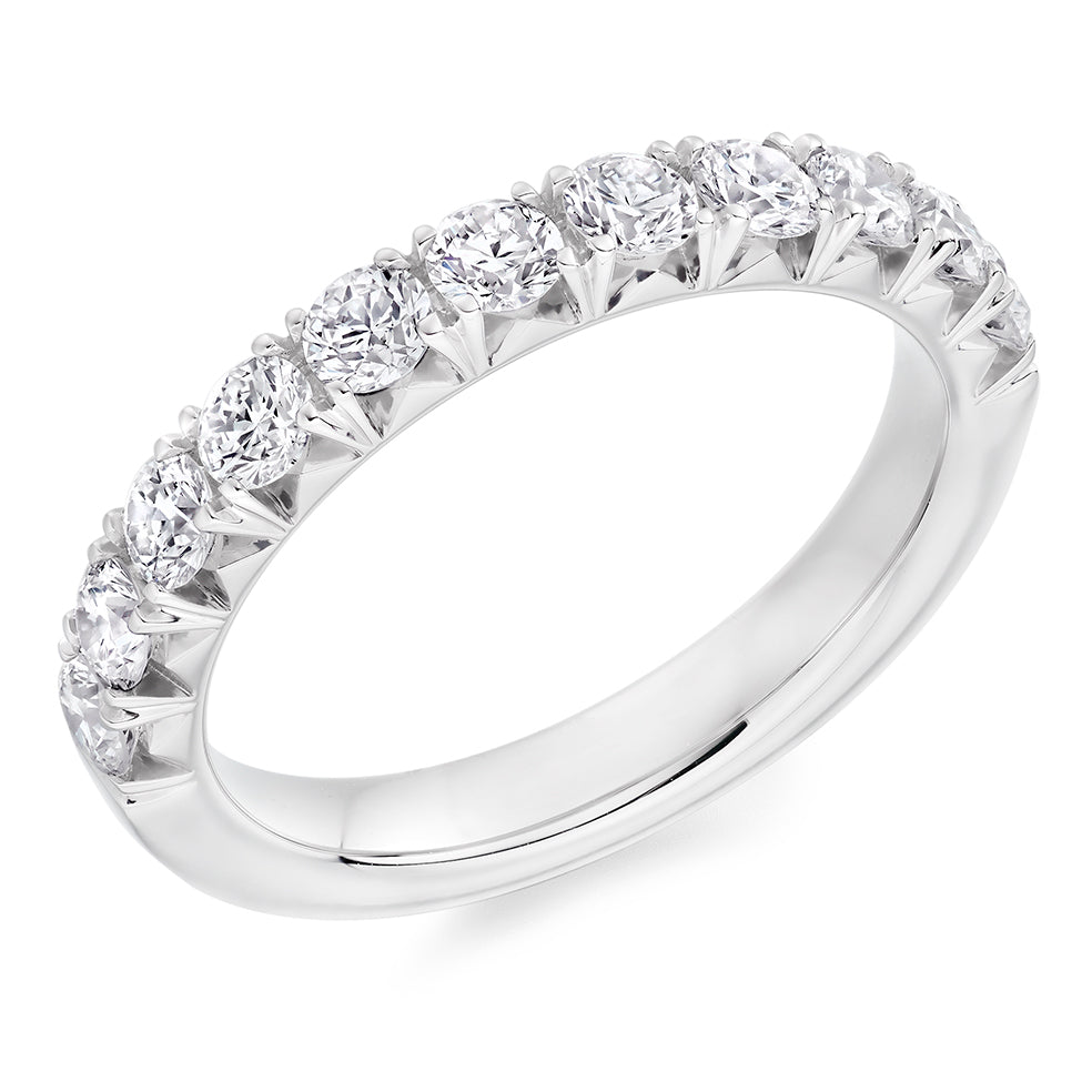 white/HET12647