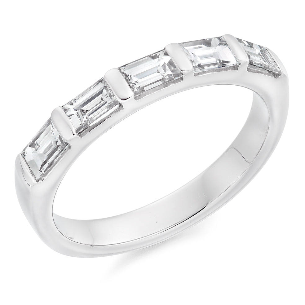 white/HET13352