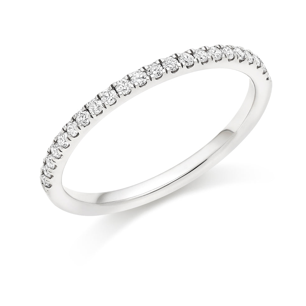white/HET4528A