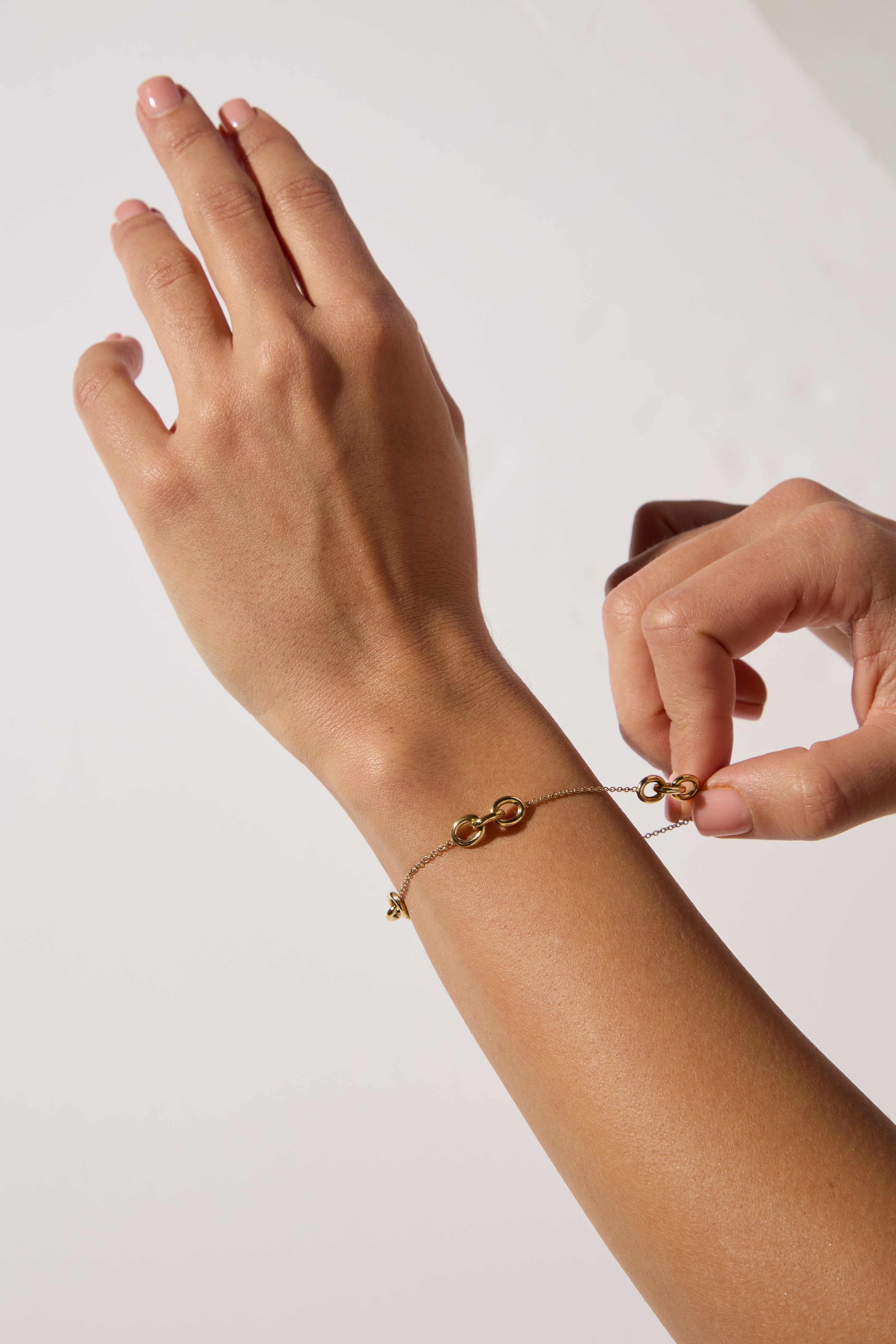 9ct Yellow Gold Interlocking Oval Links Bracelet