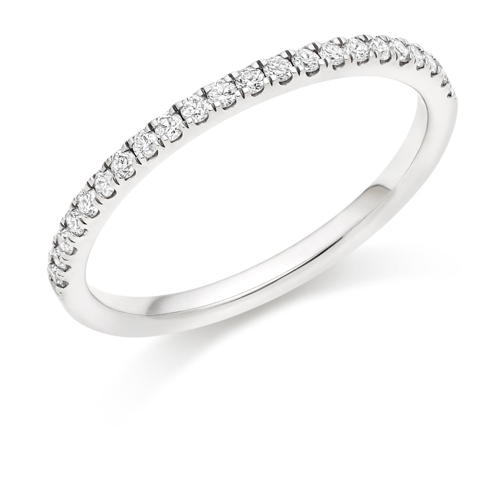 white/HET4051A