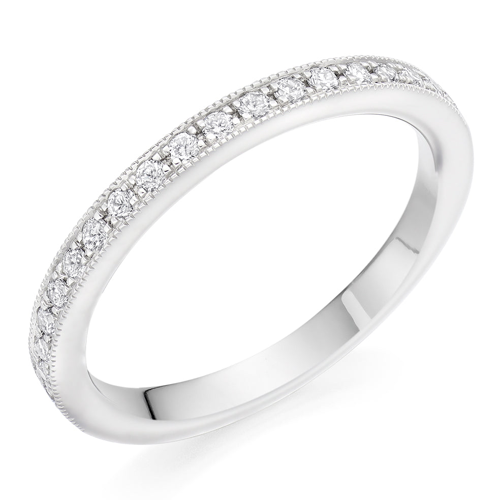 white/HET4234A
