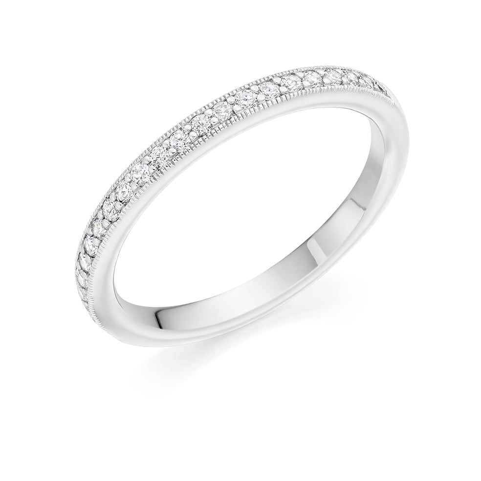 white/HET4748A