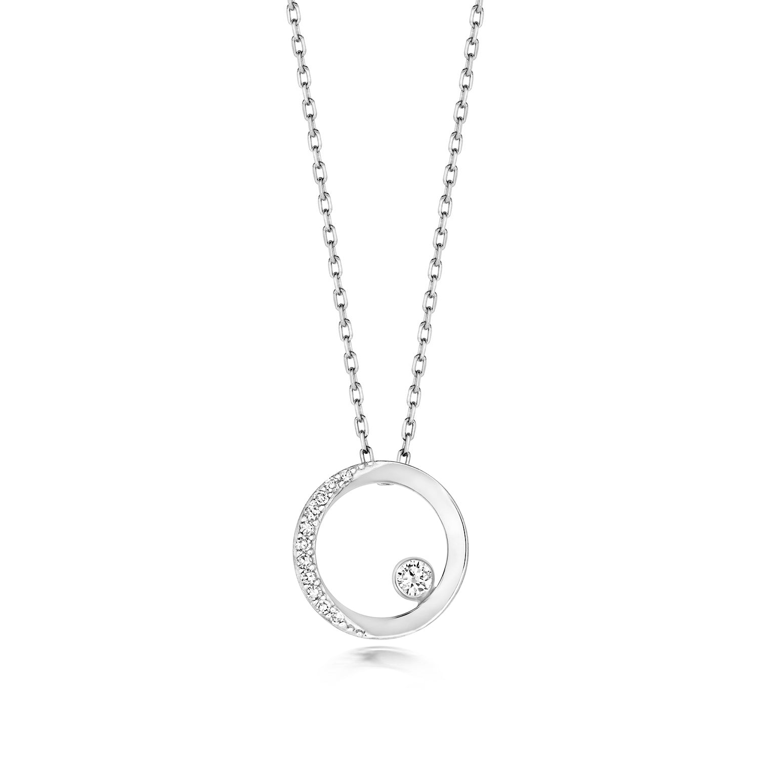 DIAMOND CIRCLE NECKLACE IN 9CT WHITE GOLD